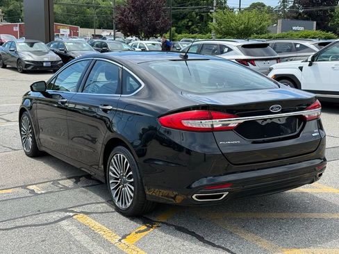Used 2017 Ford Fusion SE w/ Equipment Group 202A AWD/4WD image 3