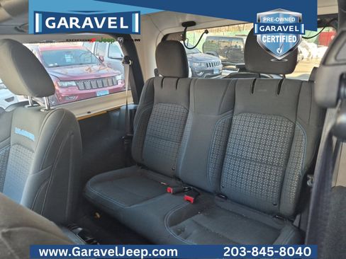 Used 2021 Jeep Wrangler Sport image 4