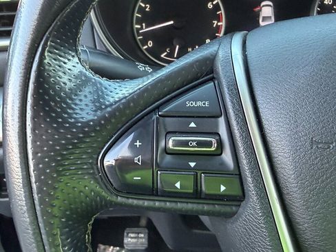 Used 2021 Nissan Maxima 3.5 SV FWD image 33