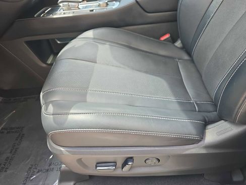 Used 2023 INFINITI QX60 Luxe w/ Cargo Package FWD image 17