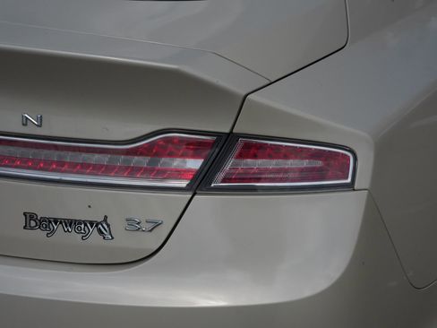 Used 2016 Lincoln MKZ w/ Equipment Group 300A Reserve image 22