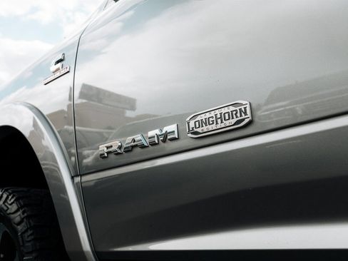 Used 2020 RAM 2500 Limited AWD/4WD image 13