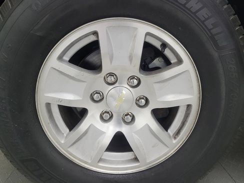 Used 2018 Chevrolet Silverado 1500 LT w/ All Star Edition image 31