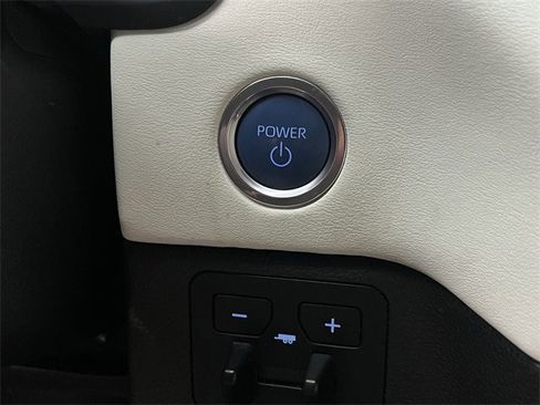 Used 2022 Toyota Tundra Capstone image 23