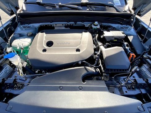 New 2026 Volvo XC40 B5 Ultra w/ Climate Package image 13