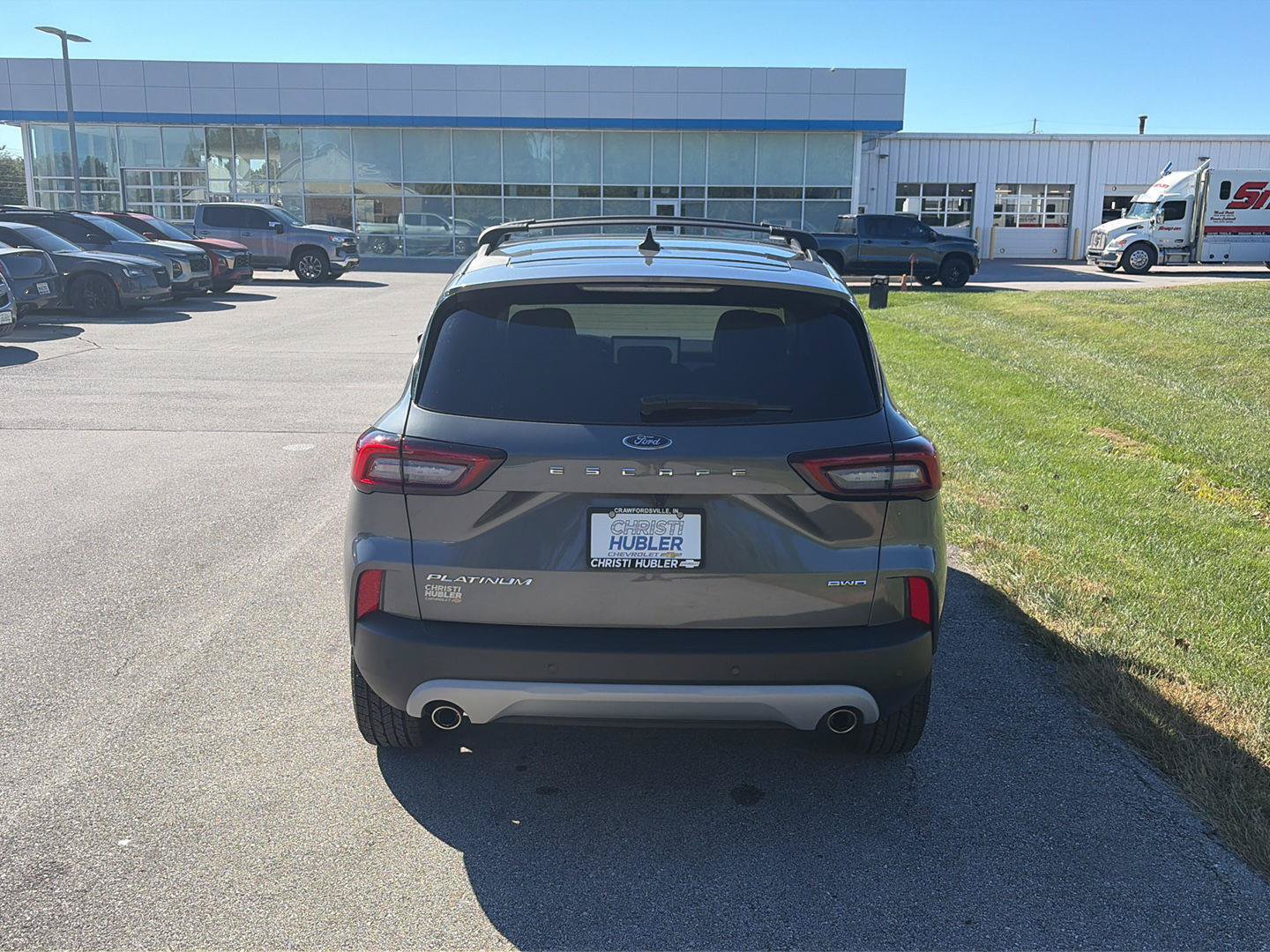 Used 2023 Ford Escape Platinum AWD/4WD image 4