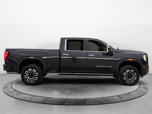 Certified 2025 GMC Sierra 2500 Denali Ultimate AWD/4WD image 8