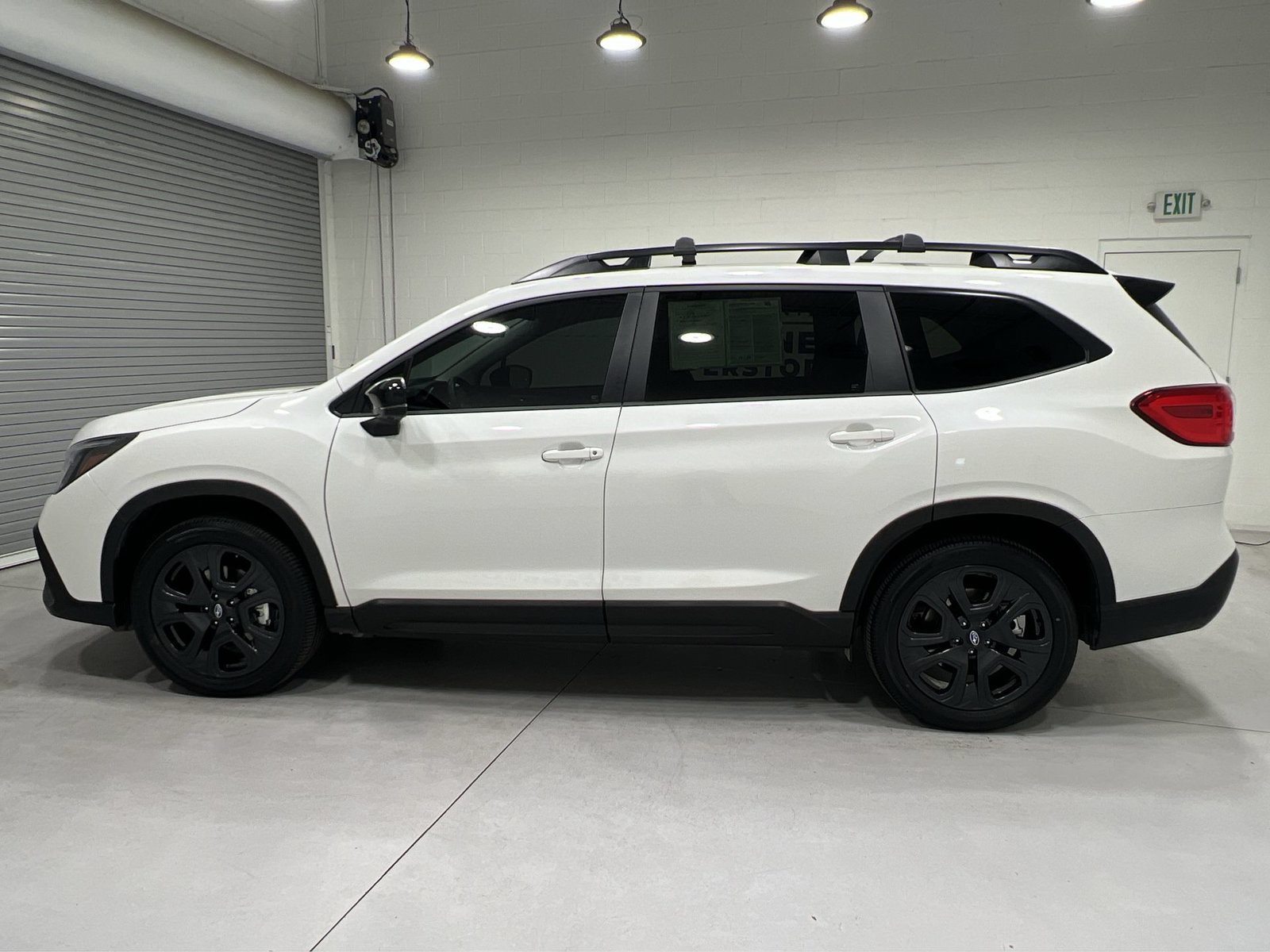 Certified 2025 Subaru Ascent Bronze Edition AWD/4WD image 5