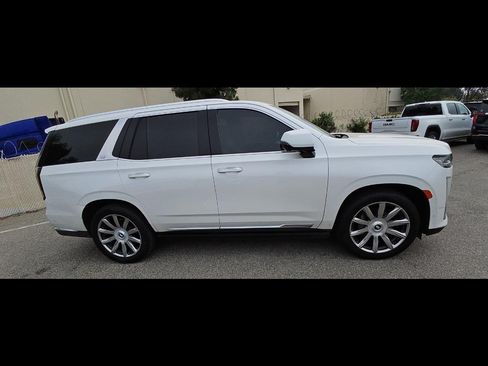Used 2021 Cadillac Escalade Premium Luxury Platinum RWD image 5