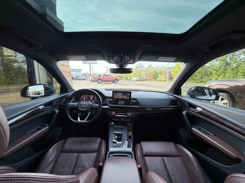 Used 2020 Audi Q5 2.0T Premium Plus AWD/4WD image 18