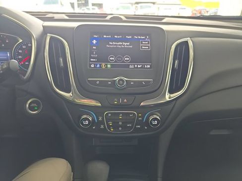 Used 2023 Chevrolet Equinox LT AWD/4WD image 15