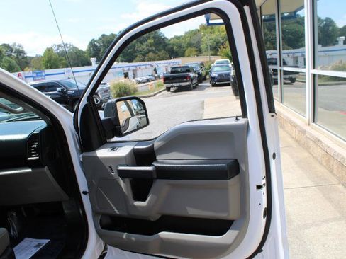 Used 2019 Ford F150 XL w/ Trailer Tow Package image 15