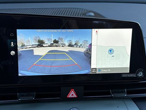 New 2026 Hyundai Elantra Limited image 16