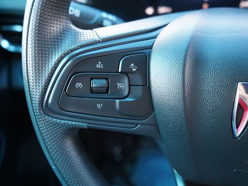 Used 2025 Buick Envista Sport Touring FWD image 29