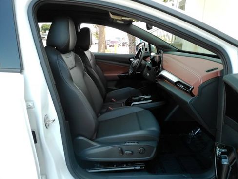 Used 2021 Volkswagen ID.4 Pro S w/ ID.4 Protection Package RWD image 22