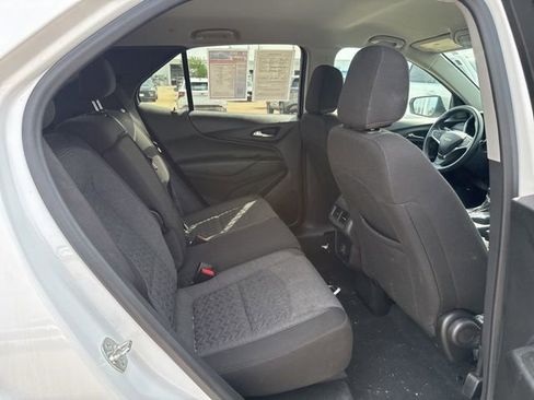 Used 2024 Chevrolet Equinox LT image 21