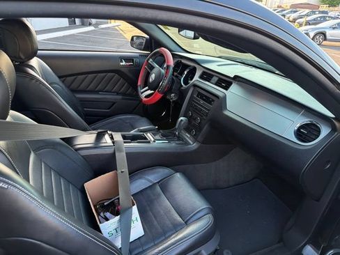 Used 2014 Ford Mustang Premium RWD image 8