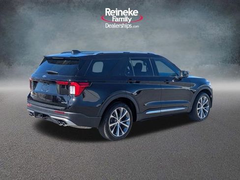 Used 2025 Ford Explorer Platinum w/ Ultimate Package image 5