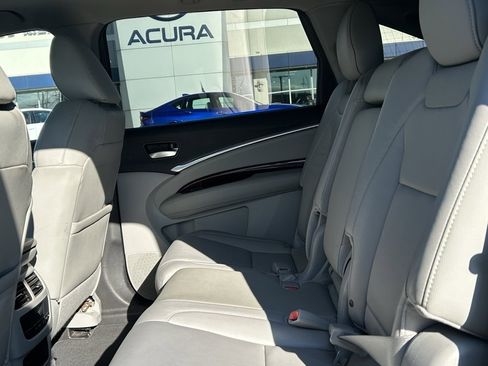 Used 2016 Acura MDX SH-AWD w/ Technology Package image 9