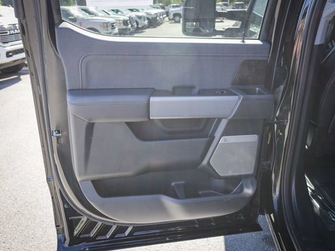 Used 2024 Ford F250 Lariat AWD/4WD image 33