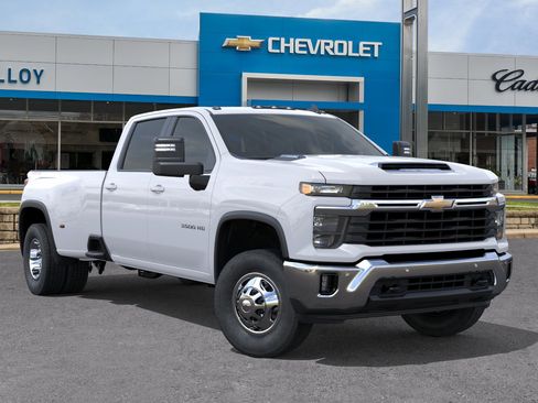 New 2026 Chevrolet Silverado 3500 LT w/ Safety Package AWD/4WD image 32