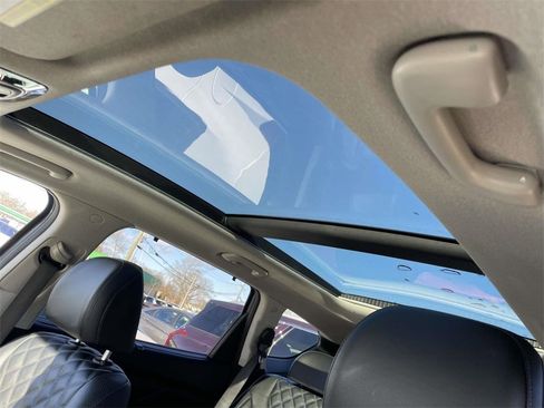 Certified 2022 Hyundai Santa Fe Limited image 19