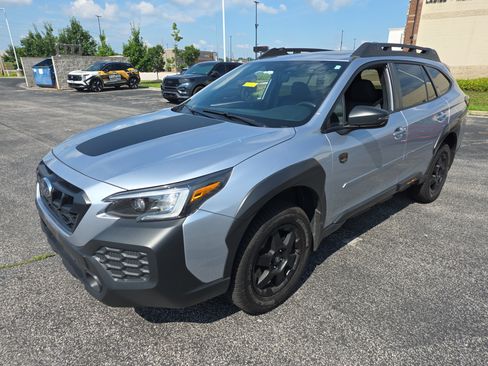 Used 2024 Subaru Outback Wilderness AWD/4WD image 7