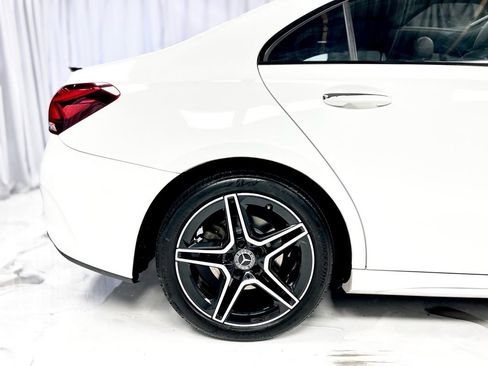 Used 2022 Mercedes-Benz A 220 4MATIC image 12