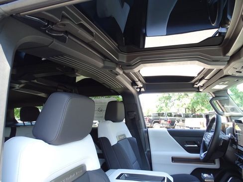 New 2025 GMC Hummer EV 3X w/ Extreme Off-Road Package image 6