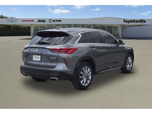 Used 2021 INFINITI QX50 Pure AWD/4WD image 3