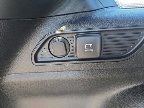 New 2025 Jeep Grand Cherokee Laredo image 24