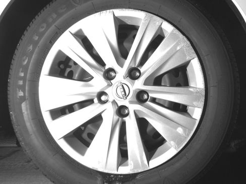 Used 2025 Nissan Sentra S FWD image 13