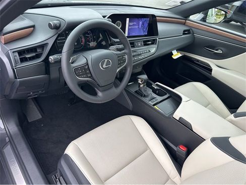 New 2025 Lexus ES 350 w/ Premium Package image 7