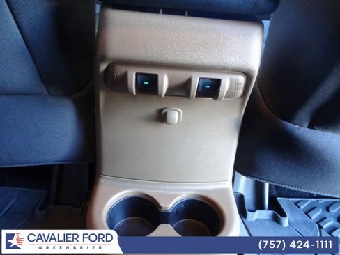 Used 2016 Jeep Wrangler Unlimited Sahara w/ Connectivity Group image 14