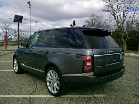 Used 2016 Land Rover Range Rover HSE image 5