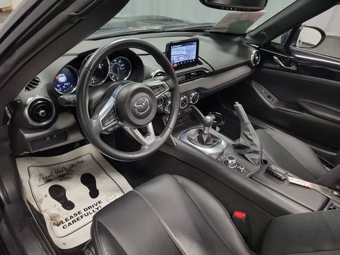 Used 2022 MAZDA MX-5 Miata RF Grand Touring image 14