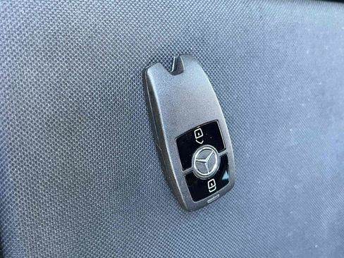 Used 2019 Mercedes-Benz Sprinter 2500 w/ Driver Convenience Package image 57