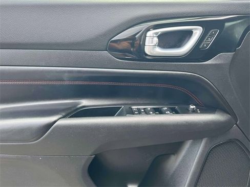 Used 2022 Jeep Compass Trailhawk w/ Trailhawk Elite Group image 21