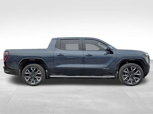 New 2025 GMC Sierra EV Denali image 9