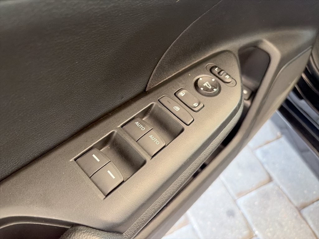 Used 2016 Honda Civic Touring image 11