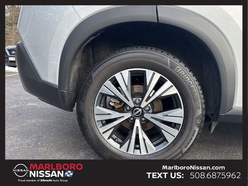 Certified 2023 Nissan Rogue SV image 9