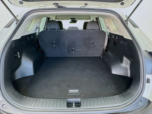 Used 2023 Kia Sportage LX image 17