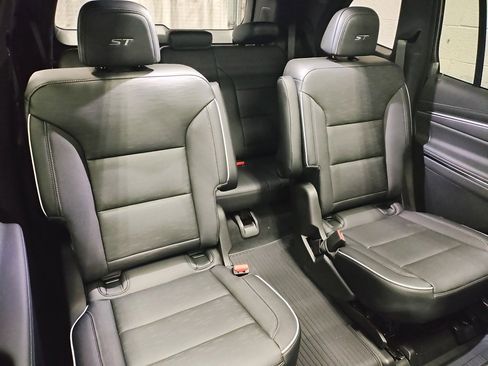 New 2026 Buick Enclave Sport Touring w/ Power Package image 10