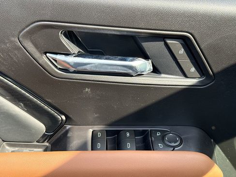 New 2026 GMC Canyon AT4 AWD/4WD image 16