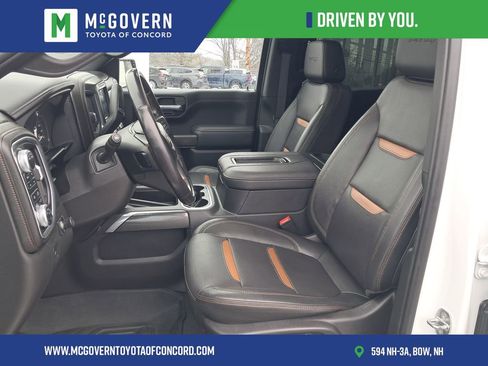 Used 2022 GMC Sierra 1500 AT4 w/ AT4 Premium Package image 12