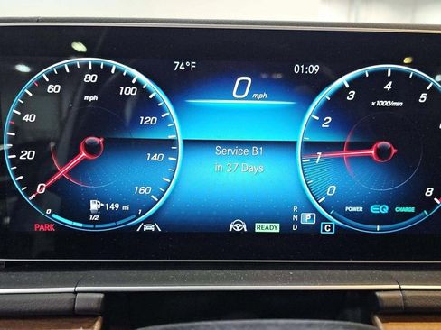 Used 2022 Mercedes-Benz GLS 450 4MATIC image 11