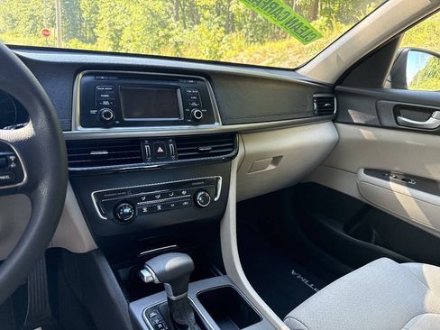 Used 2016 Kia Optima LX FWD image 12