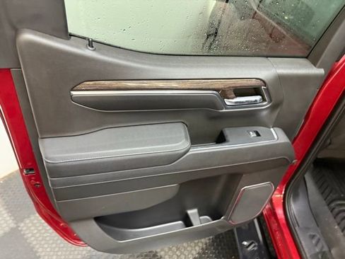 Certified 2023 GMC Sierra 1500 Elevation image 34