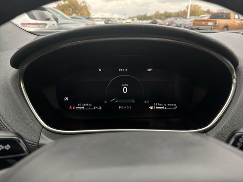 Used 2019 Lincoln Nautilus Reserve image 11