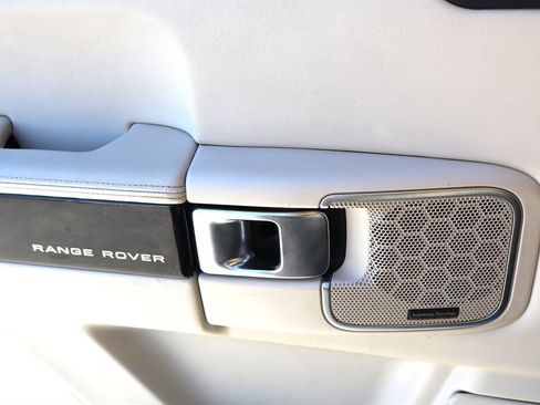 Used 2012 Land Rover Range Rover HSE LUX AWD/4WD image 31